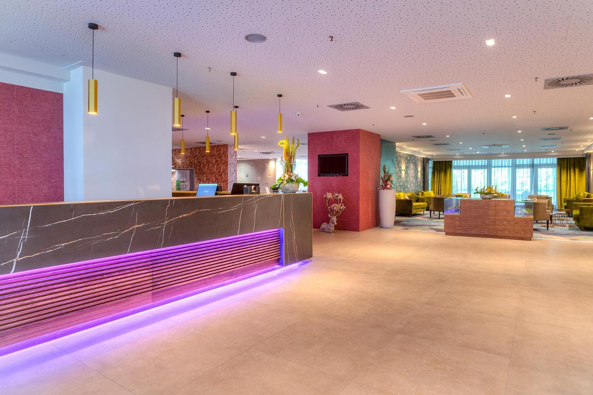 Achat Frankfurt Hotel 4*